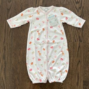 Kissy Kissy Convertible Sleeper size 0-6 months